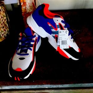 Brand new Adidas Yung-96 Chasm